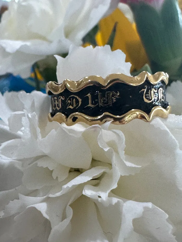 18 Karat Yellow Gold Black Enamel Mourning Band 40500035 ONeills Estate Jewelry Rings 18 Karat Yellow Gold Black Enamel Mourning Band 40500035 ONeills Estate Jewelry Rings