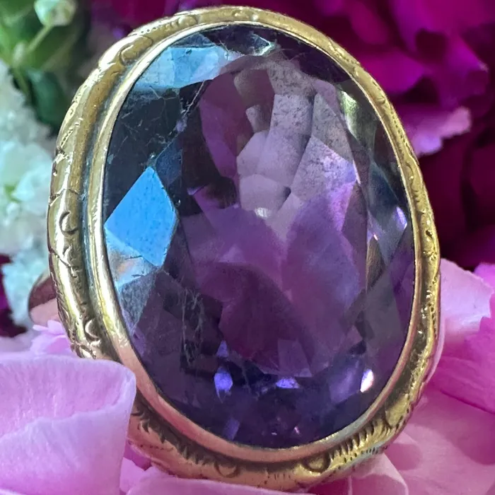 ONeills Estate Jewelry Rings 14 Karat Yellow Gold Amethyst Ring 20002627 ONeills Estate Jewelry Rings 14 Karat Yellow Gold Amethyst Ring 20002627